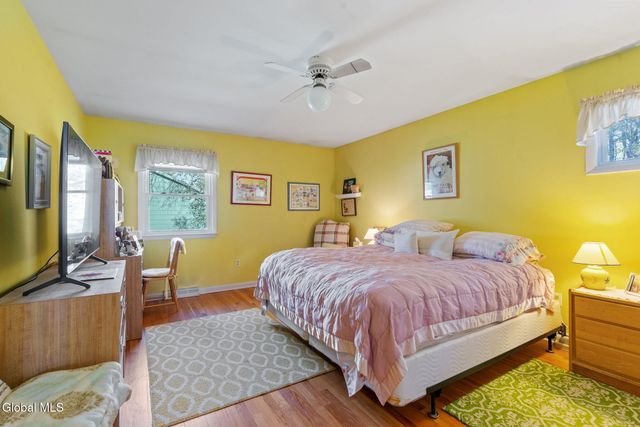 1226 Hempstead Road, Niskayuna, NY 12309