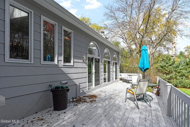 1226 Hempstead Road, Niskayuna, NY 12309