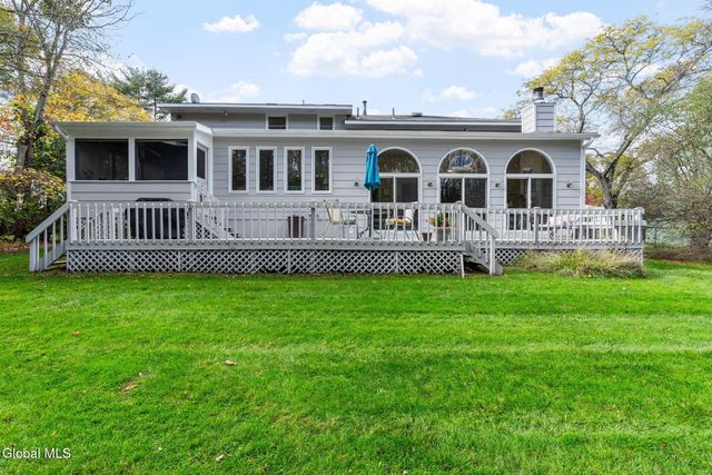 1226 Hempstead Road, Niskayuna, NY 12309