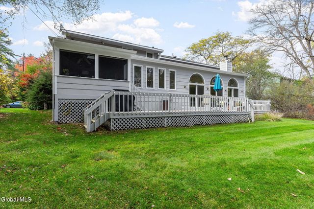 1226 Hempstead Road, Niskayuna, NY 12309
