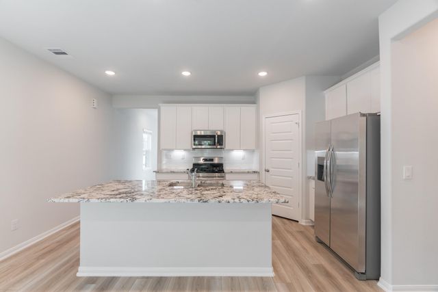 37 Courageous Side Way, Magnolia, TX 77354