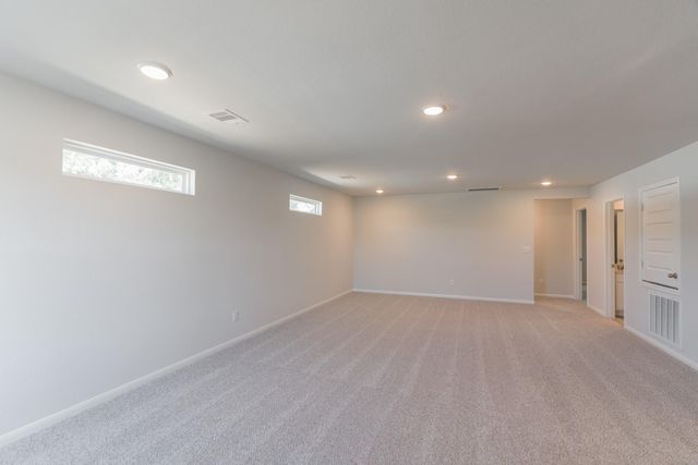 37 Courageous Side Way, Magnolia, TX 77354