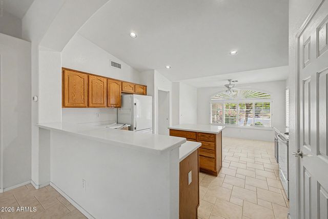 9228 E CHAMPAGNE Drive, Sun Lakes, AZ 85248