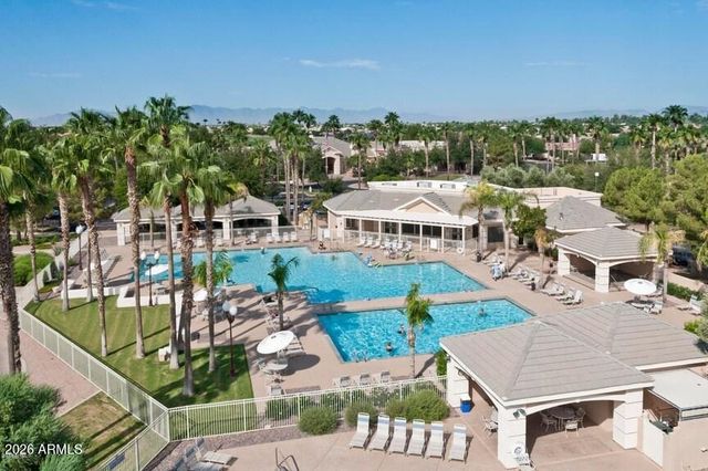 9228 E CHAMPAGNE Drive, Sun Lakes, AZ 85248