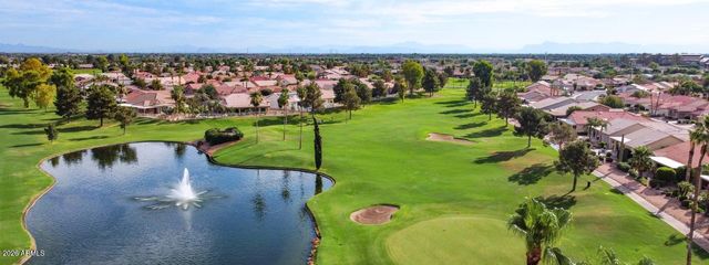 9228 E CHAMPAGNE Drive, Sun Lakes, AZ 85248