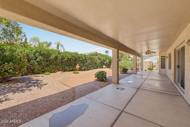 9228 E CHAMPAGNE Drive, Sun Lakes, AZ 85248