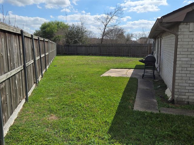 503 Fawnwood Drive, Missouri City, TX 77489