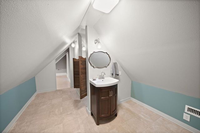 526 W Houston Street, Tyler, TX 75702