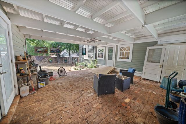 526 W Houston Street, Tyler, TX 75702