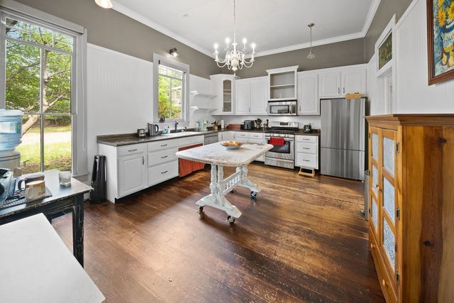 526 W Houston Street, Tyler, TX 75702