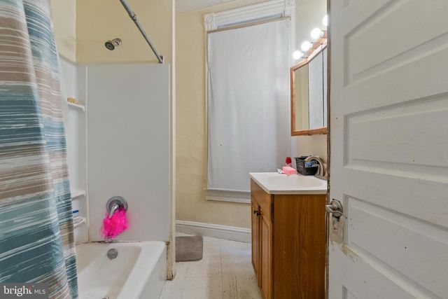 2945 SAINT PAUL ST, Baltimore, MD 21218