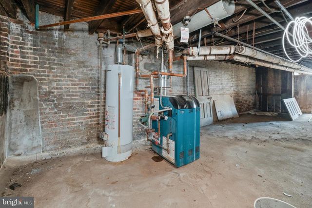 2945 SAINT PAUL ST, Baltimore, MD 21218
