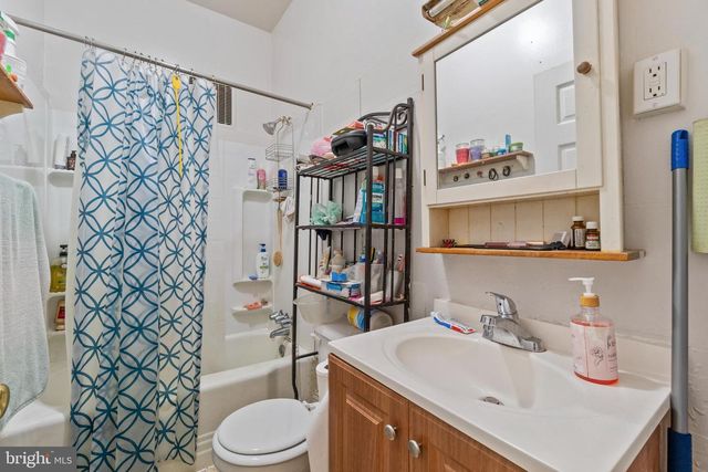 2945 SAINT PAUL ST, Baltimore, MD 21218