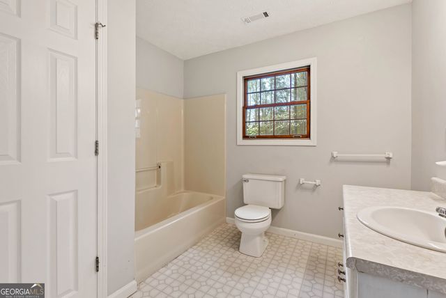 2640 Ben T Huiet Hwy, Clarkesville, GA 30523