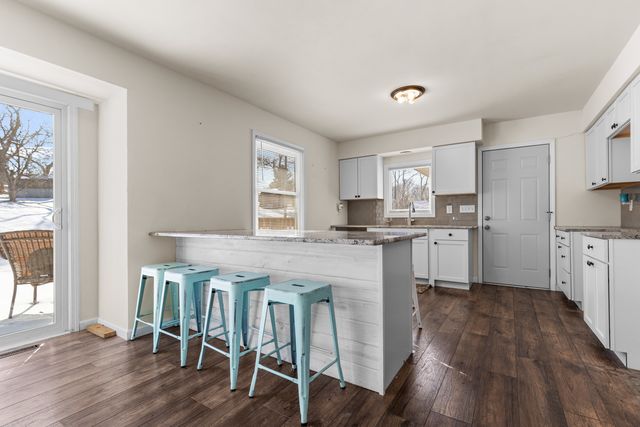 4446 Scarlet Oak Drive, Rockford, IL 61109