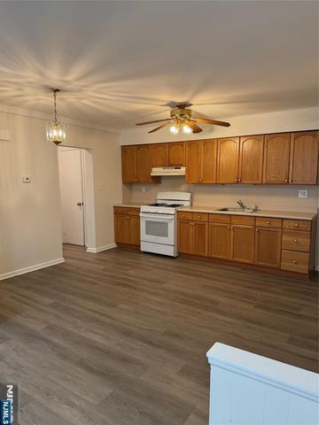 671 Midland Avenue, Garfield, NJ 07026