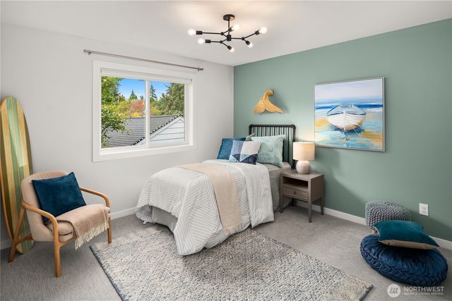 635 17th Avenue W, Kirkland, WA 98033