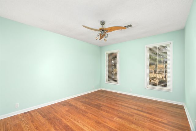 12 Fresca Way, Hot Springs Village, AR 71909