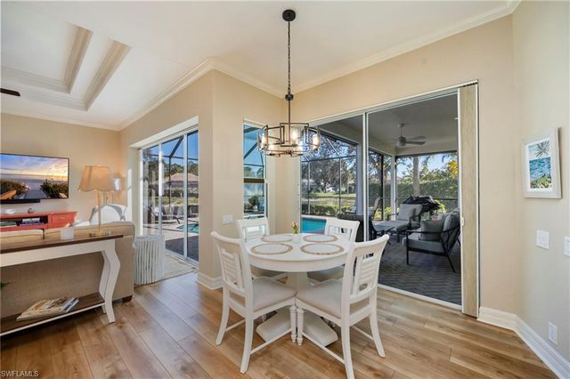 637 Shoreline DR, Naples, FL 34119