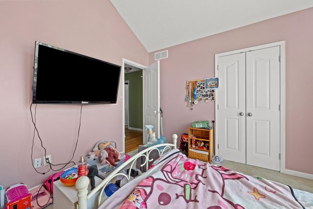 1002 Rueland Drive, Lawrenceburg, KY 40342