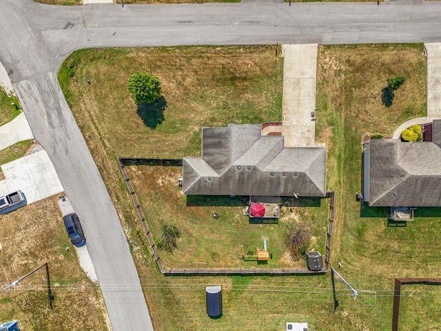 1002 Rueland Drive, Lawrenceburg, KY 40342