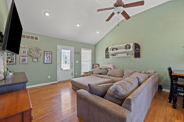 1002 Rueland Drive, Lawrenceburg, KY 40342