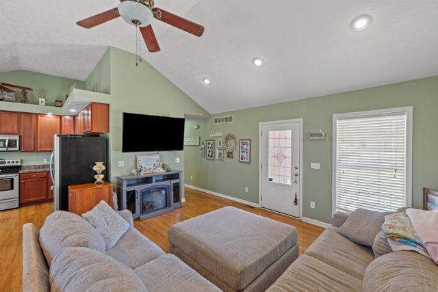 1002 Rueland Drive, Lawrenceburg, KY 40342