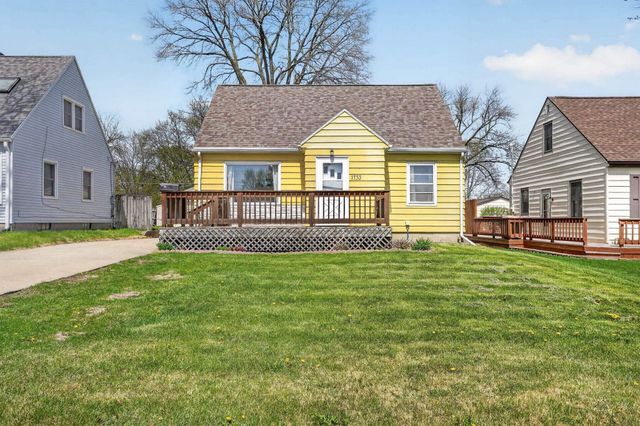 1733 Byron Avenue, Waterloo, IA 50702