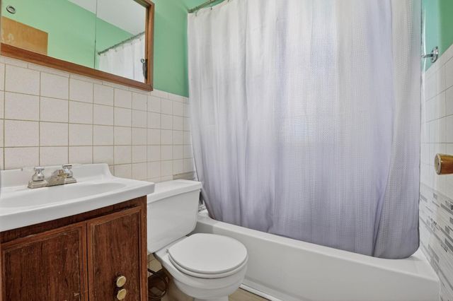 1733 Byron Avenue, Waterloo, IA 50702