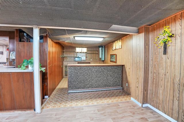 1733 Byron Avenue, Waterloo, IA 50702