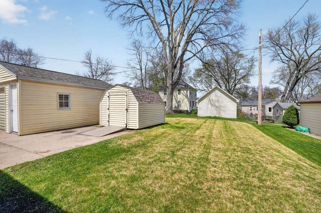 1733 Byron Avenue, Waterloo, IA 50702