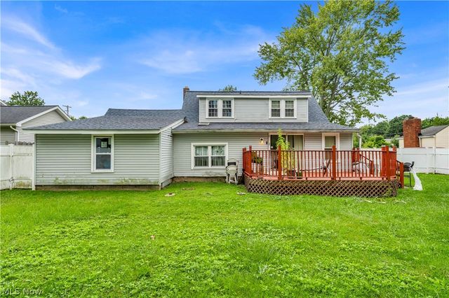 34031 Victor Drive, Eastlake, OH 44095