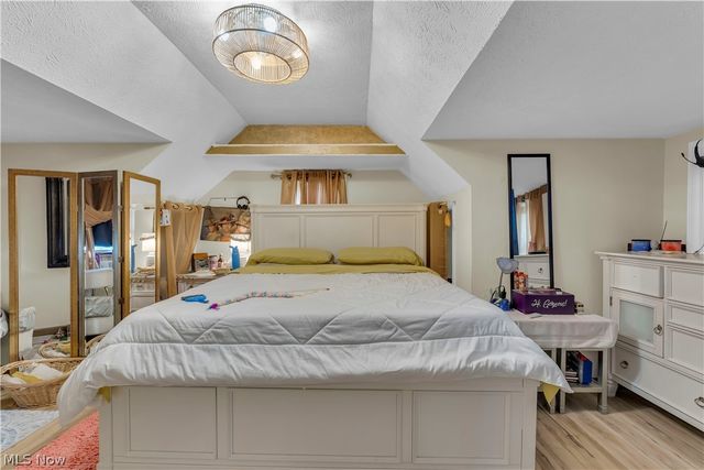 34031 Victor Drive, Eastlake, OH 44095