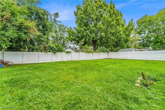 34031 Victor Drive, Eastlake, OH 44095