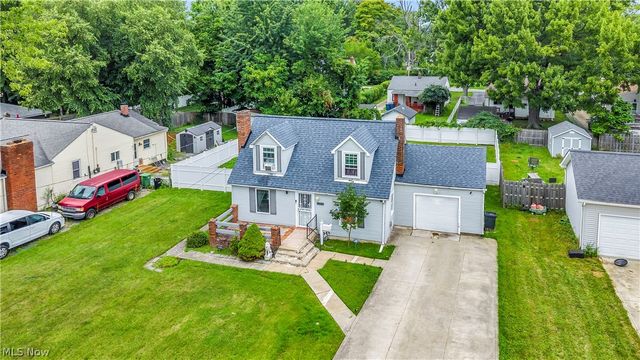 34031 Victor Drive, Eastlake, OH 44095