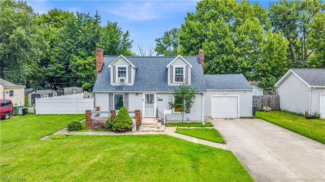 34031 Victor Drive, Eastlake, OH 44095