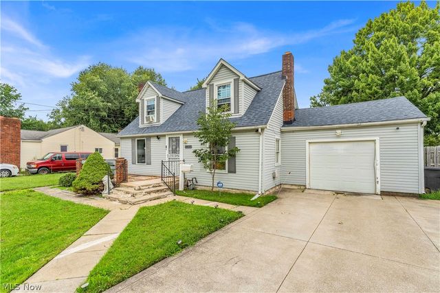 34031 Victor Drive, Eastlake, OH 44095