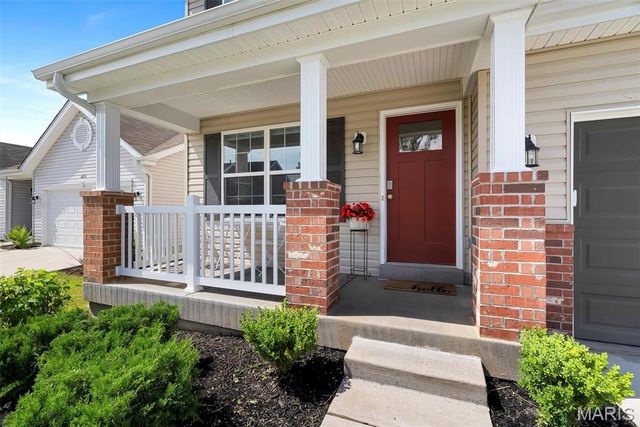 16725 River Stone Drive, Florissant, MO 63031