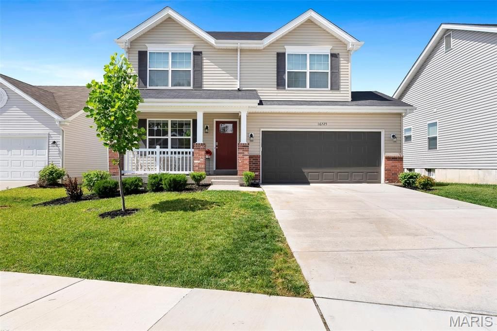 16725 River Stone Drive, Florissant, MO 63031