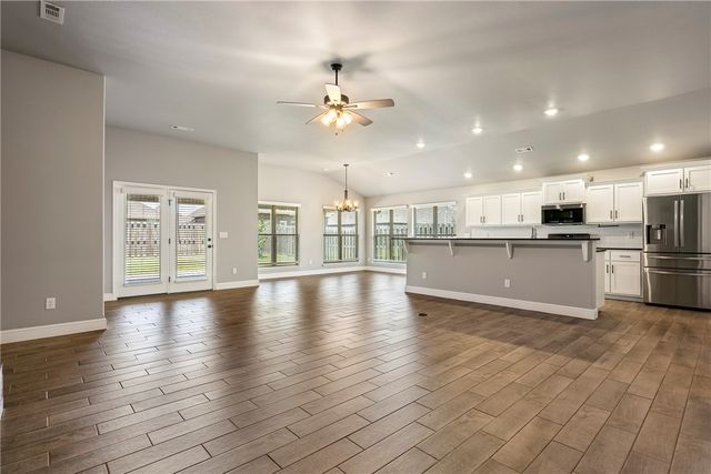 981 Sundance Lane, Centerton, AR 72712