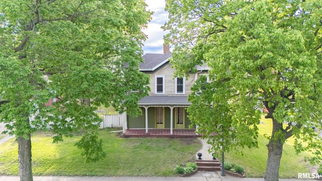 715 N 4TH Street, Pekin, IL 61554