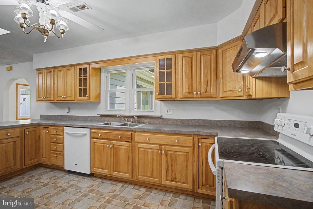 Image 15 of property listing at 819 WALTERS MILL RD, Forest Hill, MD 21050