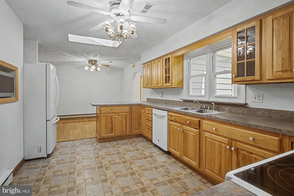Image 16 of property listing at 819 WALTERS MILL RD, Forest Hill, MD 21050