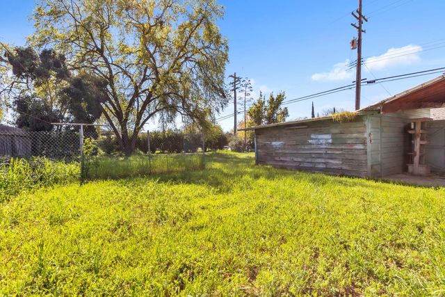 3900 Whitney Ave, Sacramento, CA 95821