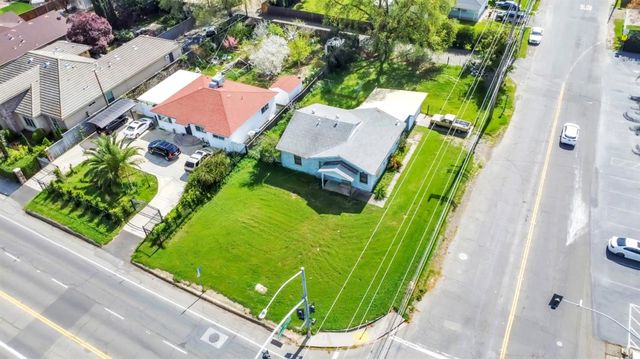 3900 Whitney Ave, Sacramento, CA 95821