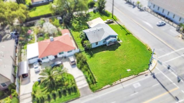 3900 Whitney Ave, Sacramento, CA 95821