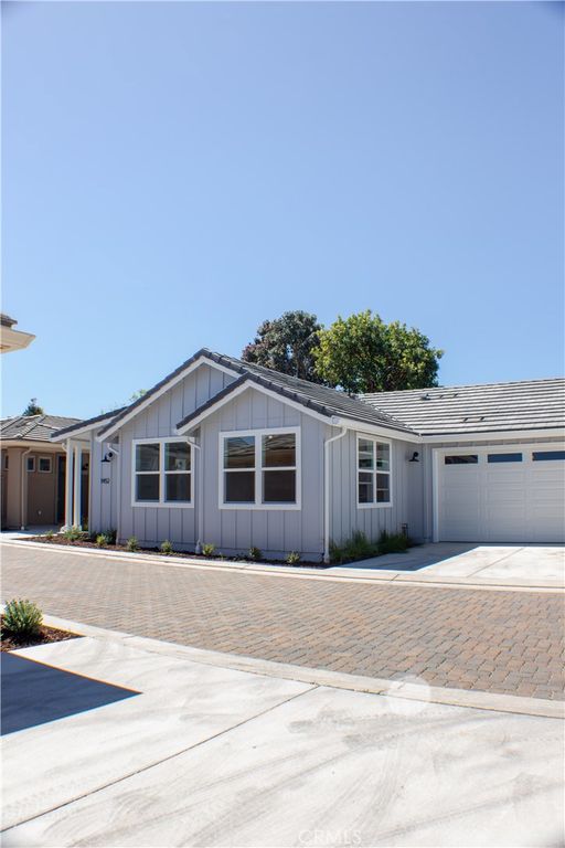 Image 12 of property listing at 1465 Ronald Way, Oceano, CA 93445