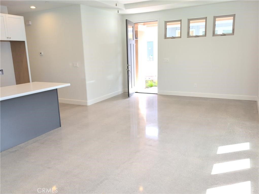Image 15 of property listing at 1465 Ronald Way, Oceano, CA 93445