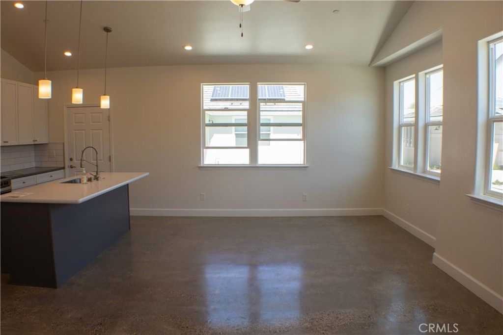 Image 27 of property listing at 1465 Ronald Way, Oceano, CA 93445