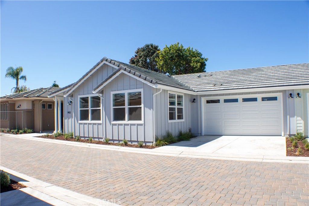 Image 3 of property listing at 1465 Ronald Way, Oceano, CA 93445